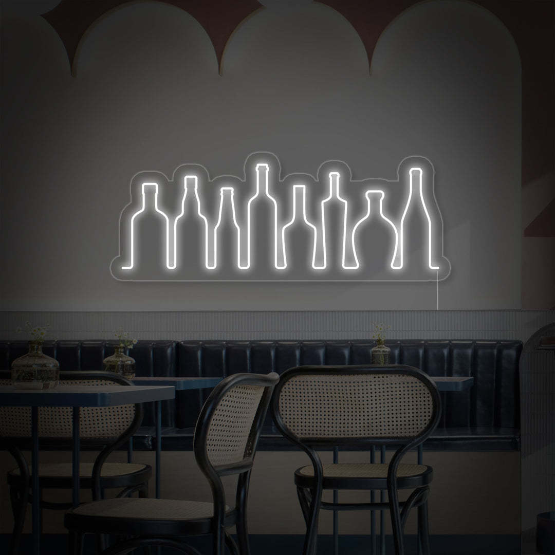 "Gruppe Von Flaschen, Bar" Neonschrift