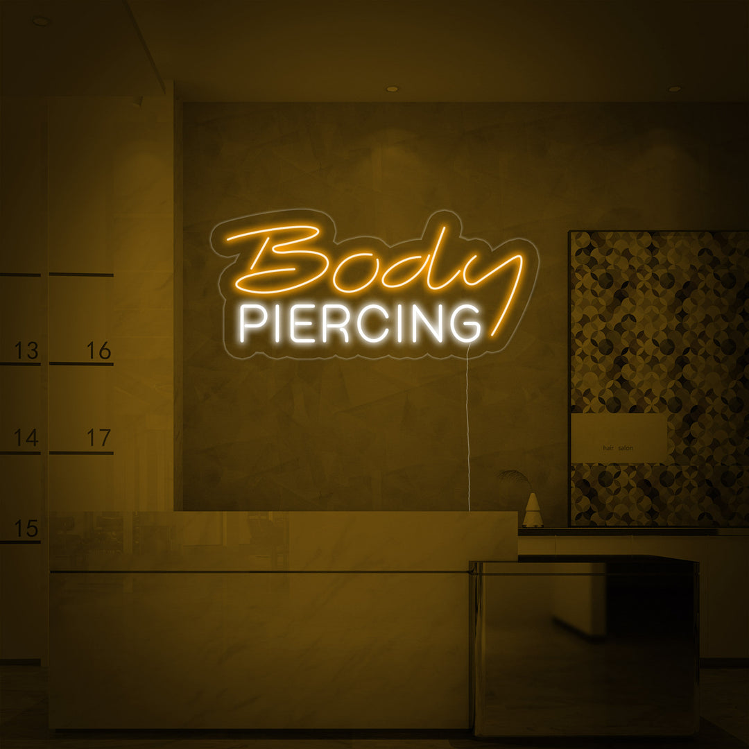 "Body Piercing" Neonschrift