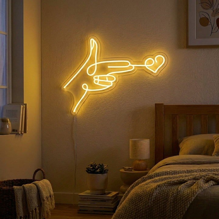 "Schießen Liebe Herz" Neonschrift