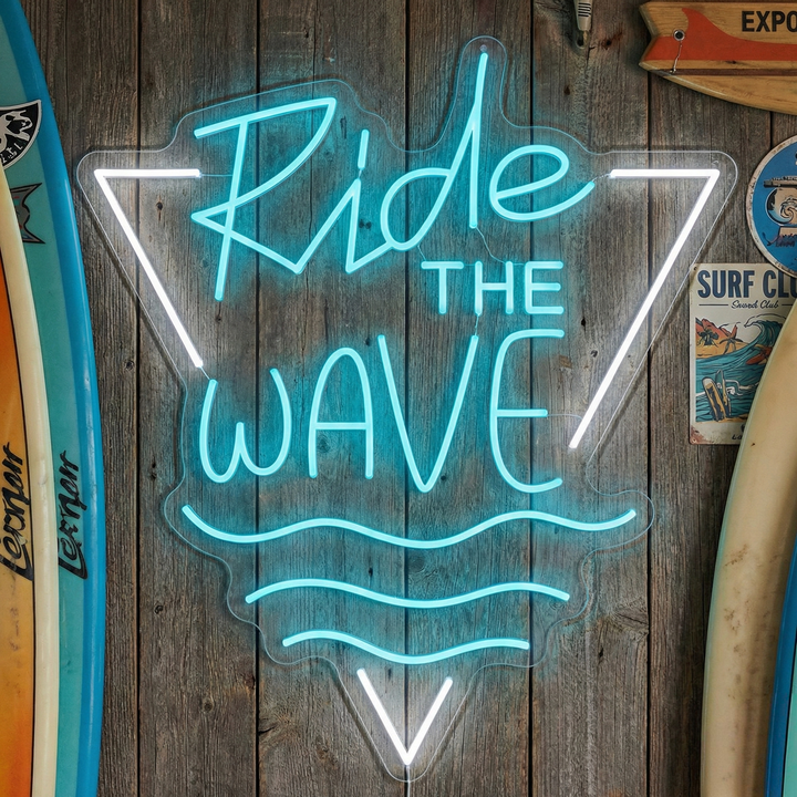 "Ride The Wave" Neonschild