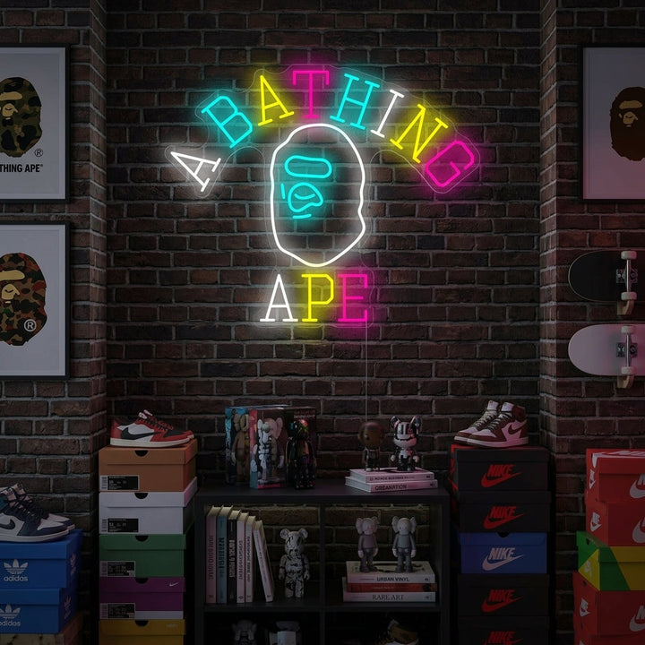 "Bathing Ape" Neonschild