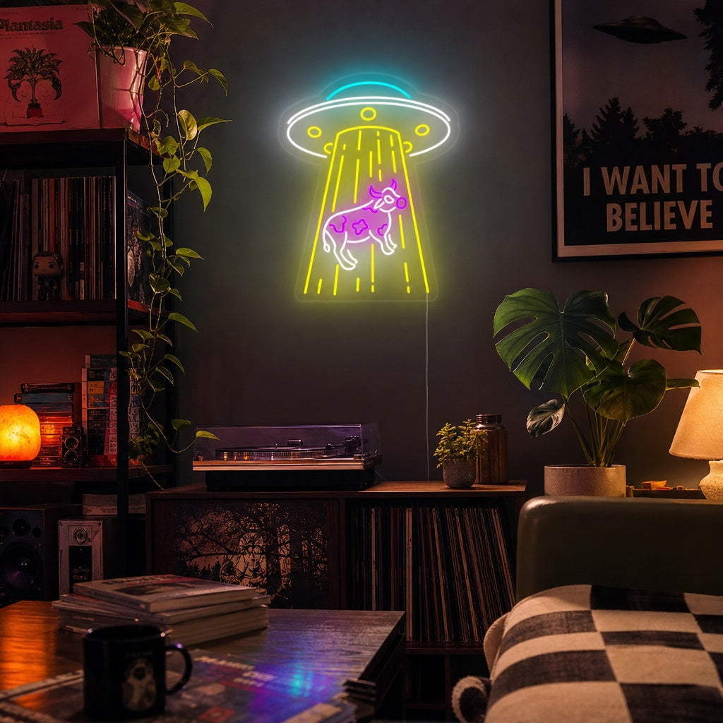"UFO Entführt Kuh" Neonschrift