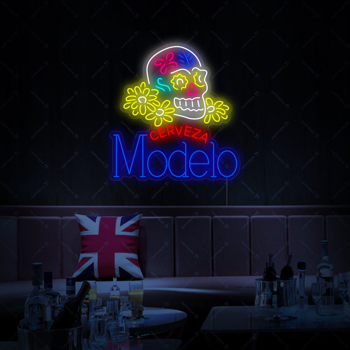 "Cerveza Modelo Totenkopf" Neonschild