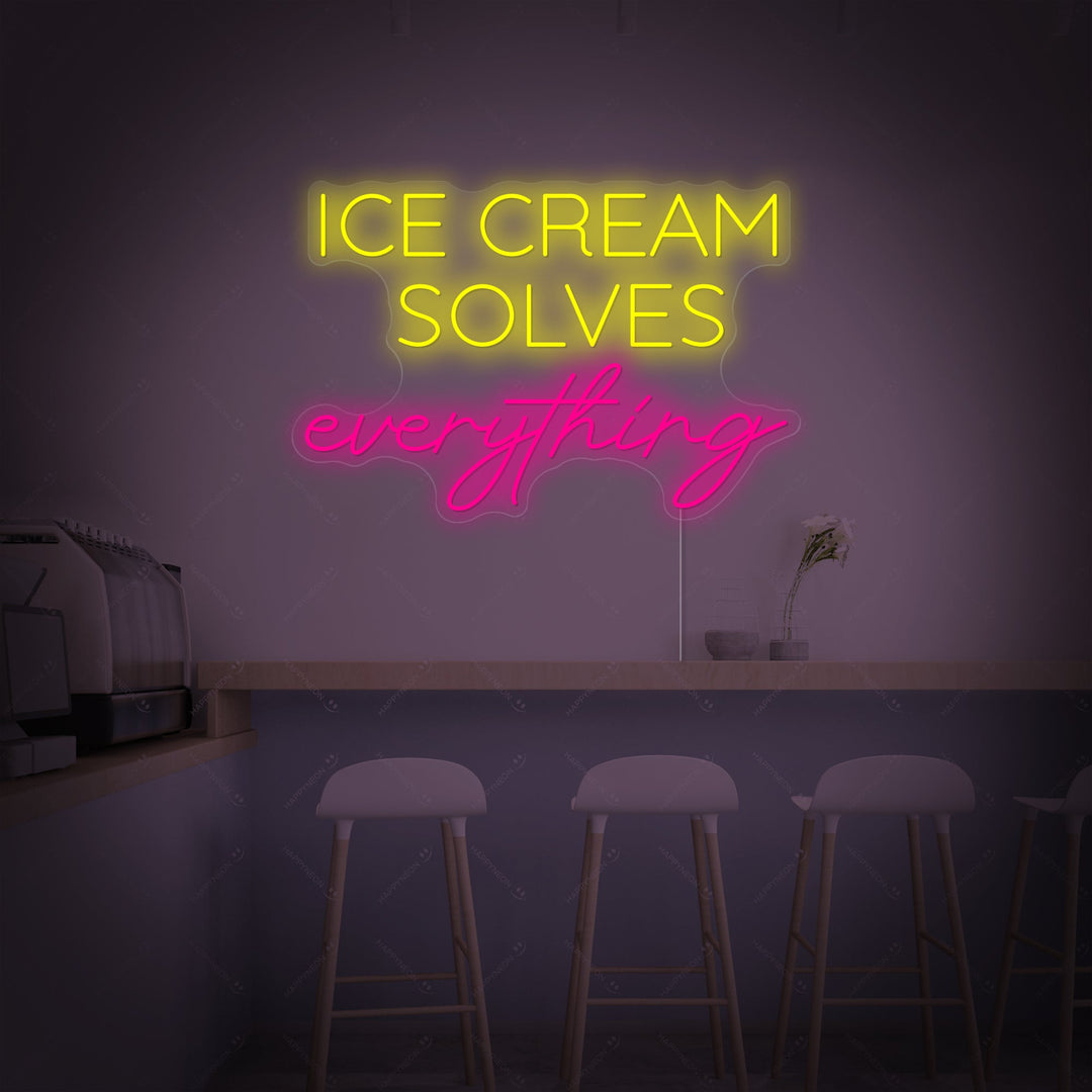 "Ice Cream Solves Everything" Neonschild