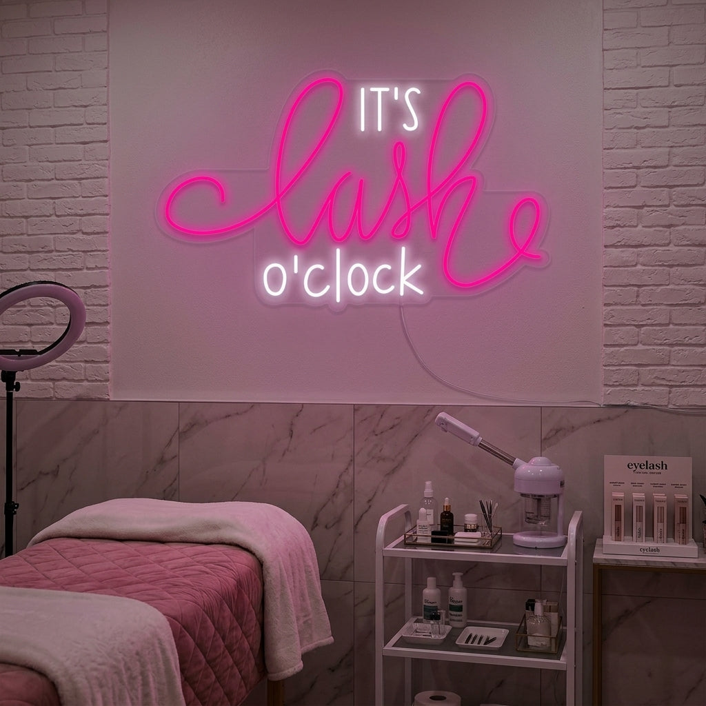 "Its Lashes Oclock" Neonschrift