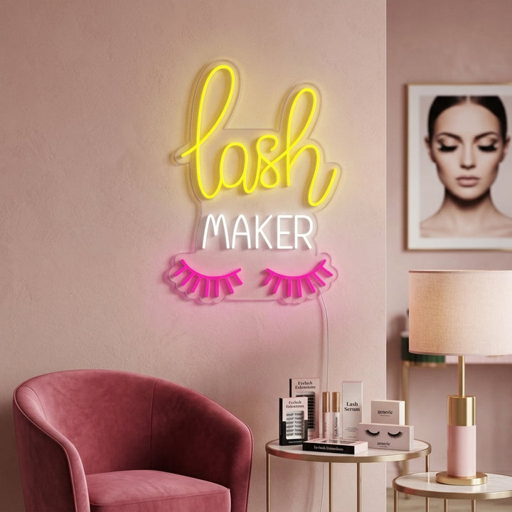 "Lash Maker" Neonschrift