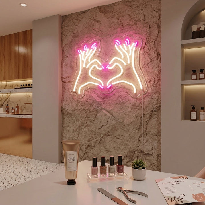"Nagelstudio" Neonschrift