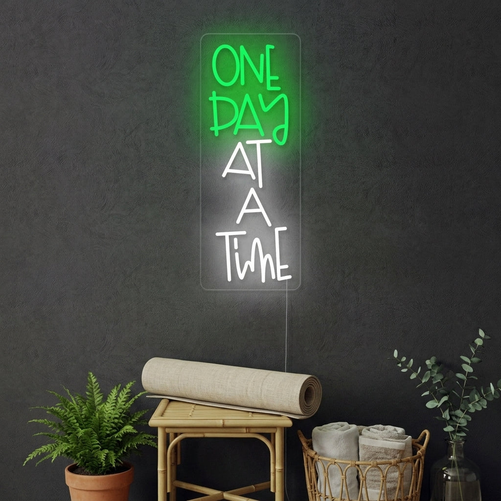 "One Day At A Time" Neonschrift