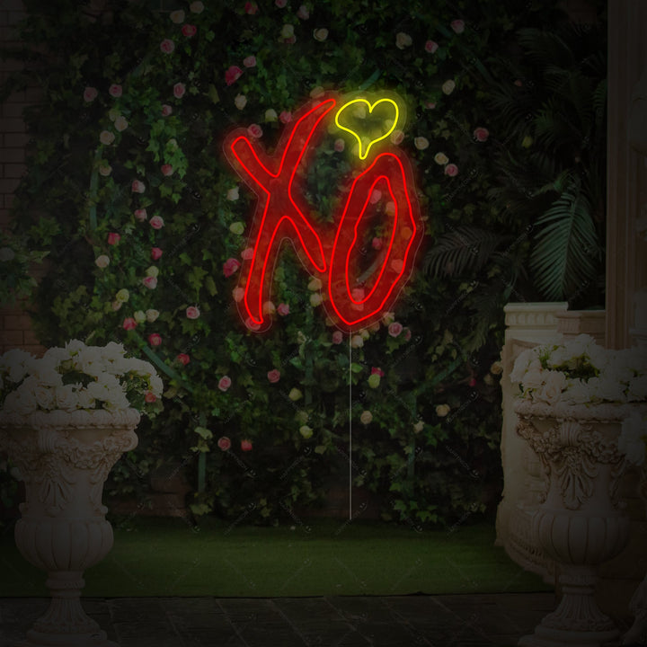 "XO" Neonschild