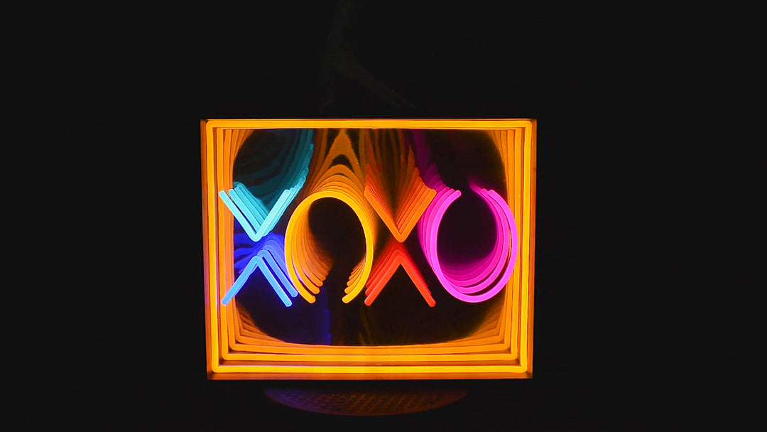 "XOXO" 3D Unendlichkeits LED Neonschrift