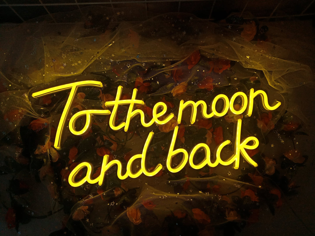 "To The Moon And Back" Neonschrift (Lagerbestand: 3 Einheiten)