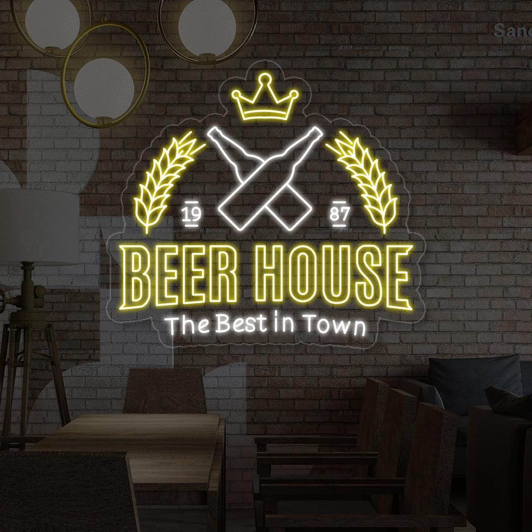 "Beer House The Best In Town" Neonschrift