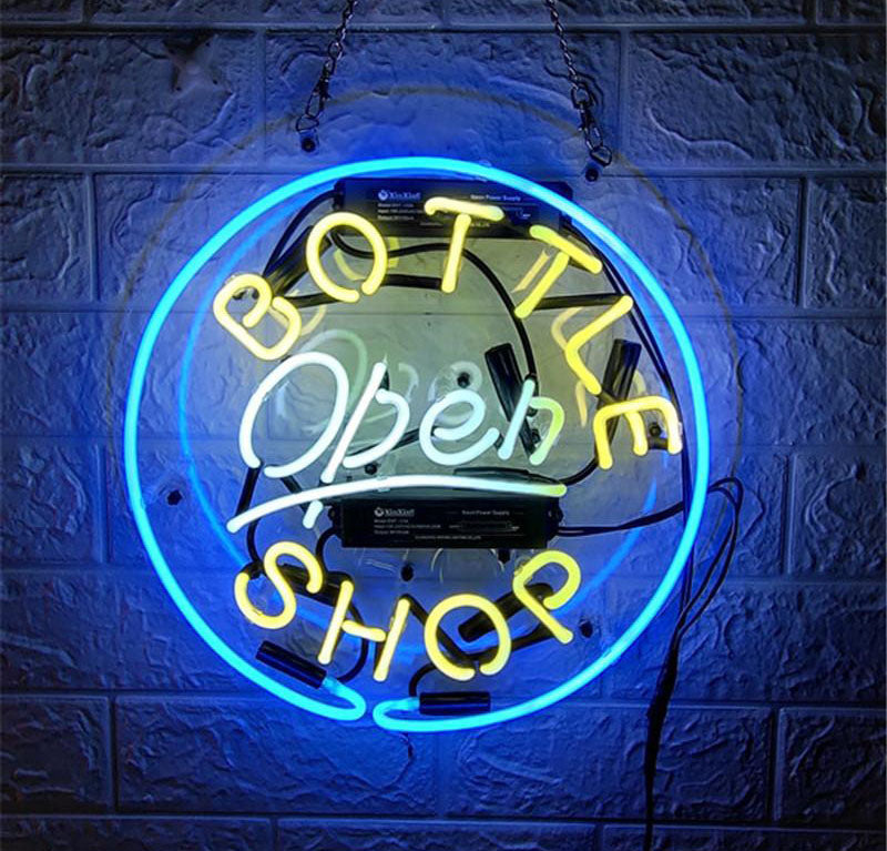 "Bottle Shop Open" Neonschrift