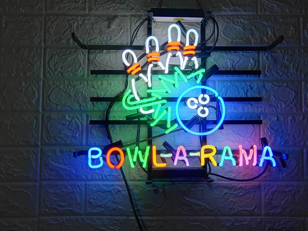 "Bowling Bowl A Rama" Neonschrift