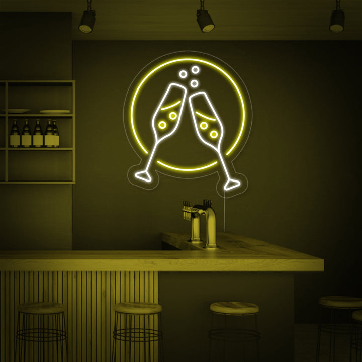 "Champagnergläser, Prost" Neonschrift
