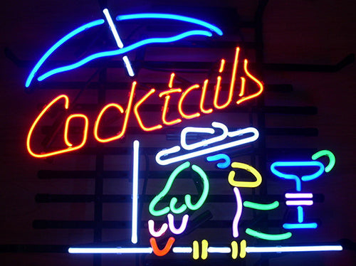 "Cocktails, Papagei, Cocktails" Neonschrift