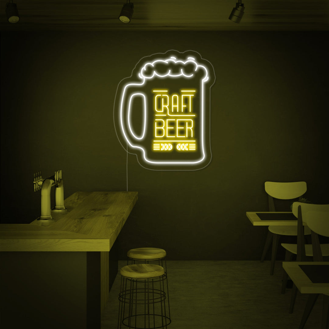 "Craft Beer Tasse" Neonschrift
