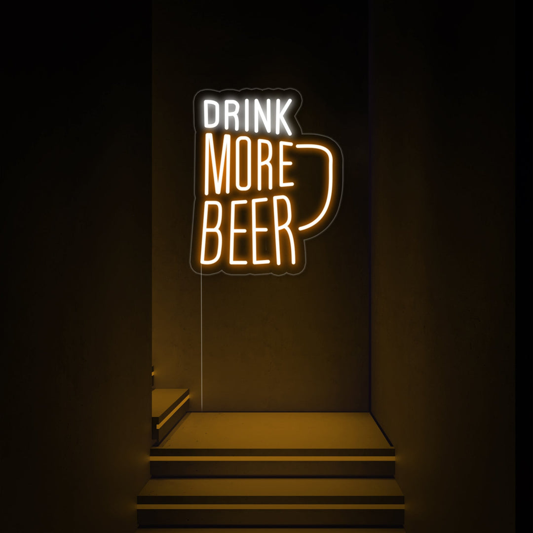 "Drink More Beer" Neonschrift