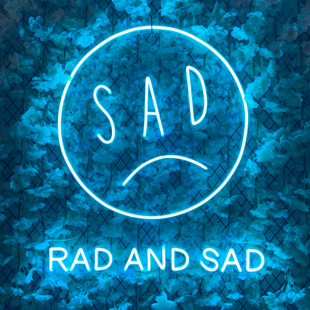 "Emoji Rad And Sad" Neonschrift