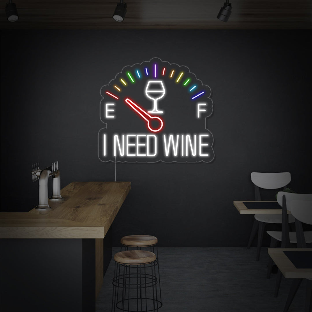 "I Need Wine Uhr" Neonschrift