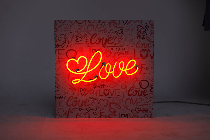 "Love" Neon auf Leinwand