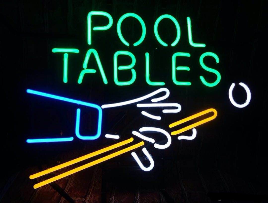 "Pool Tables, Billard" Neonschrift