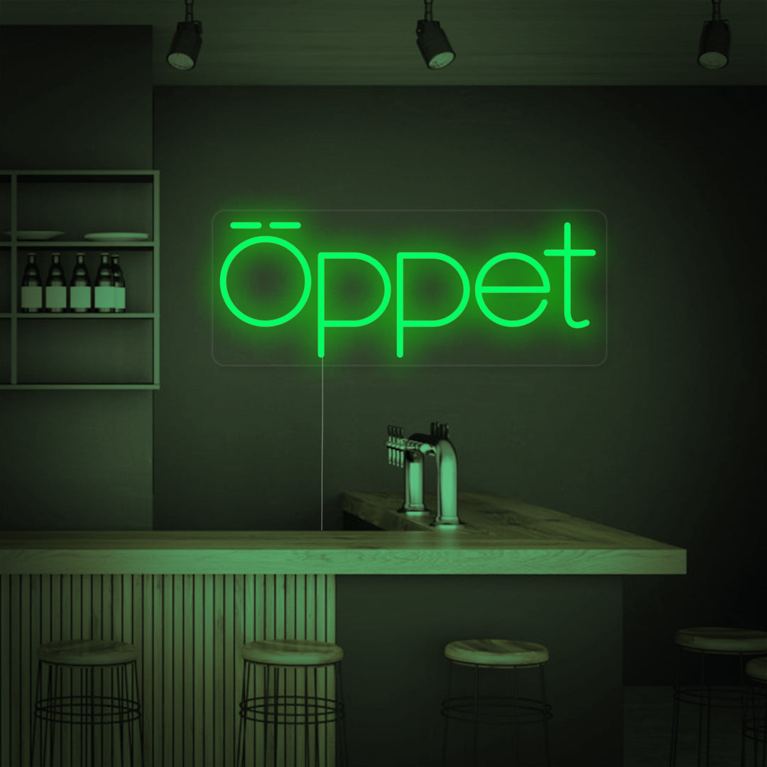 "Schwedische Oppet Geöffnet" Neonschrift