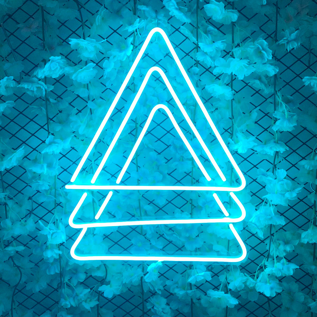 "Drei Dreiecke" Neonschrift