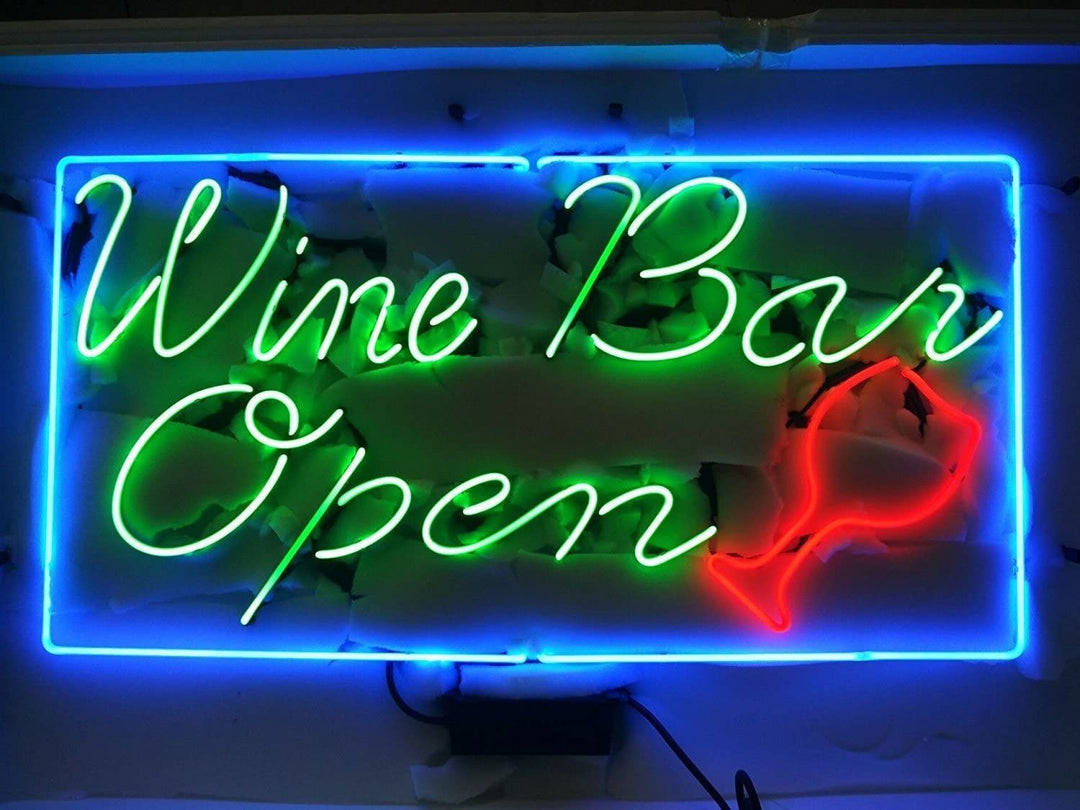 "Wine Bar Open" Neonschrift