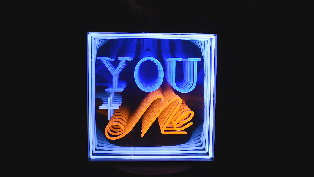 "You + Me" 3D Unendlichkeits LED Neonschrift
